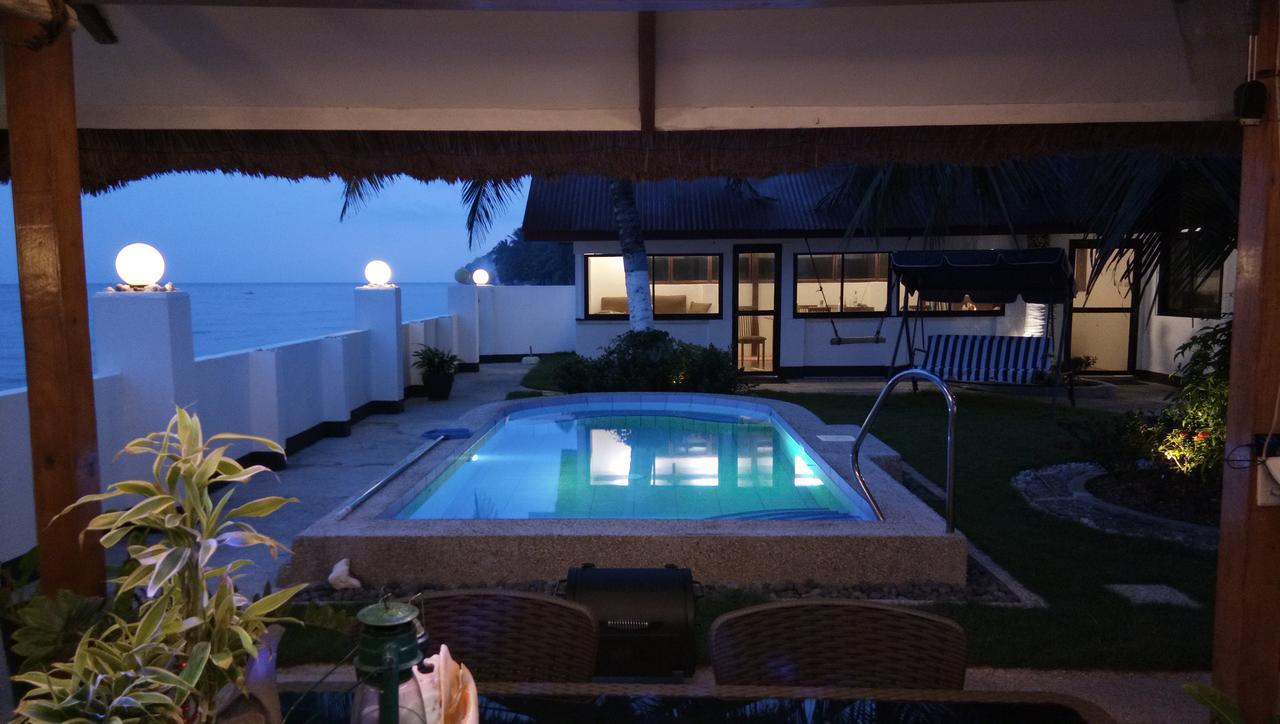 Bamboo Beachhouse Dormitory Garcia Hernandez Esterno foto