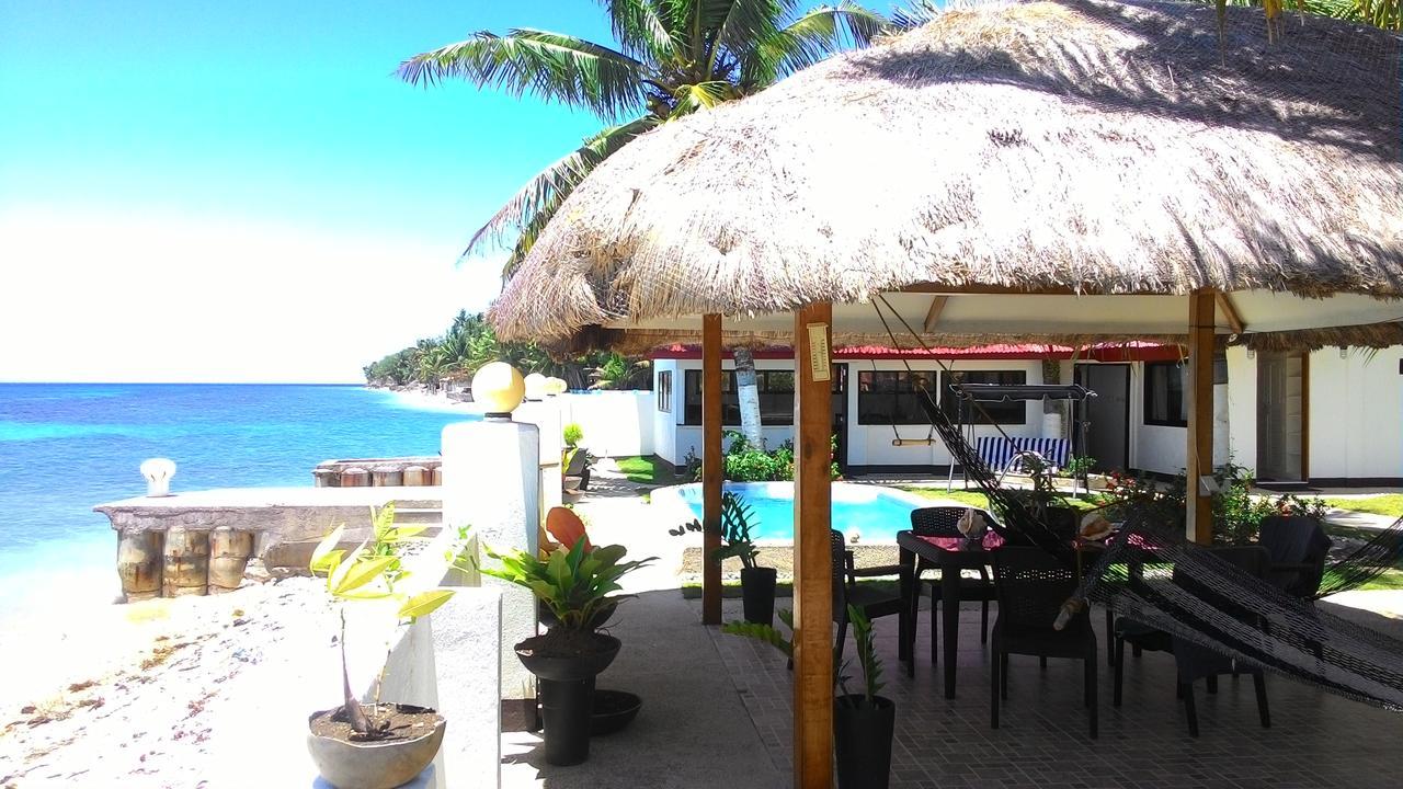 Bamboo Beachhouse Dormitory Garcia Hernandez Esterno foto