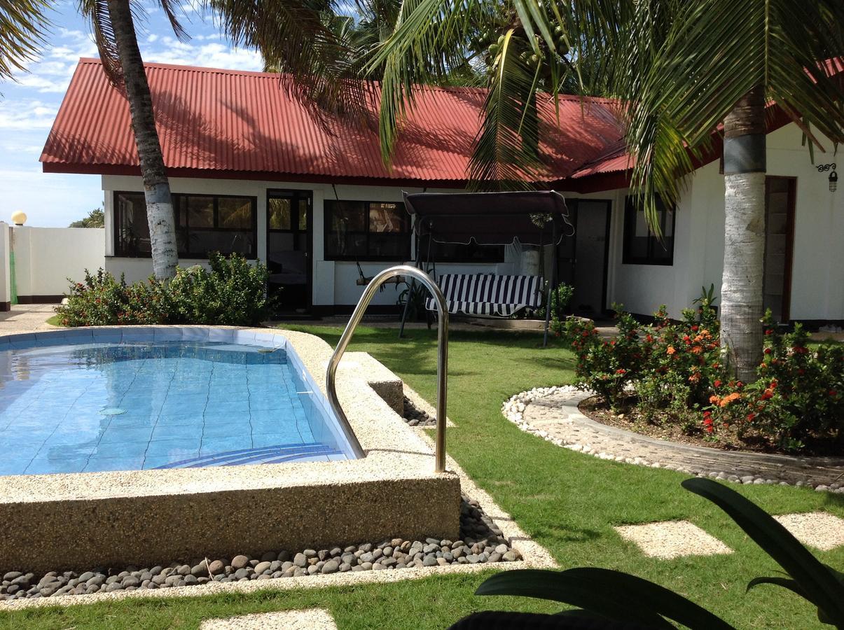 Bamboo Beachhouse Dormitory Garcia Hernandez Esterno foto